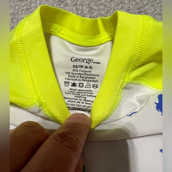 Swimming toddler girl t-shirt 4-5T - Picture 2 of 2